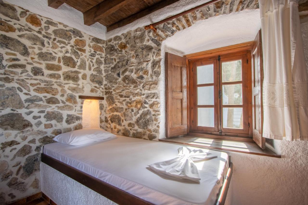 Villa Bella Leros 아기아 마리나 외부 사진