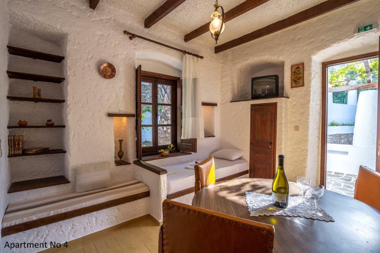 Villa Bella Leros 아기아 마리나 외부 사진