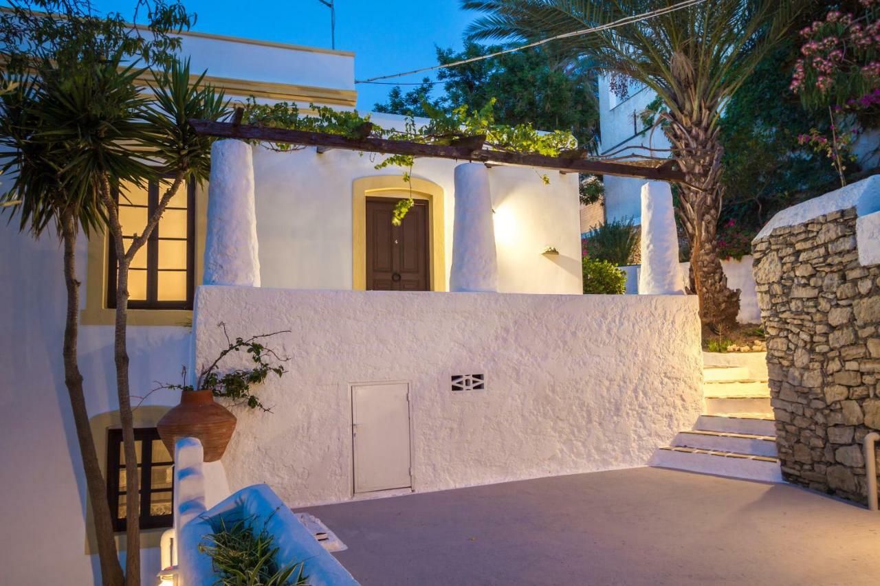 Villa Bella Leros 아기아 마리나 외부 사진
